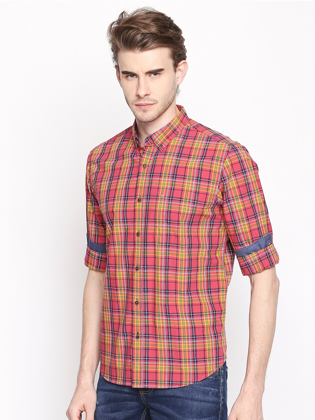 

Basics Men Red Slim Fit Tartan Checks Checked Casual Shirt