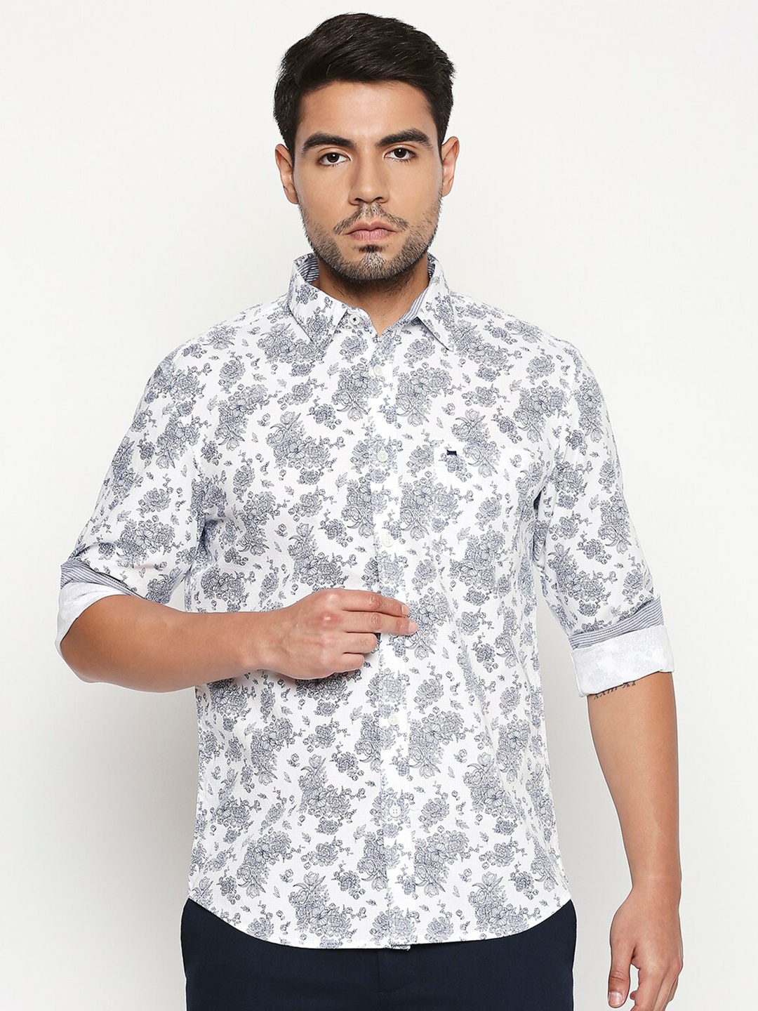 

Basics Men White Slim Fit Floral Printed Cotton Casual Shirt