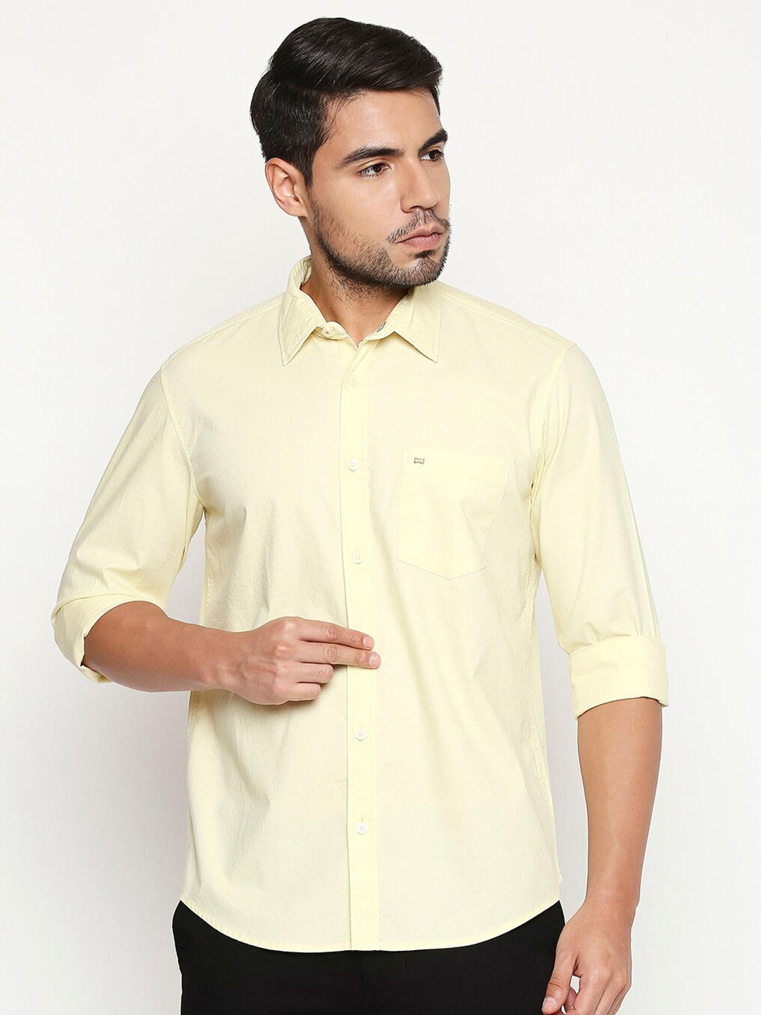 

Basics Men Yellow Slim Fit Solid Cotton Casual Shirt