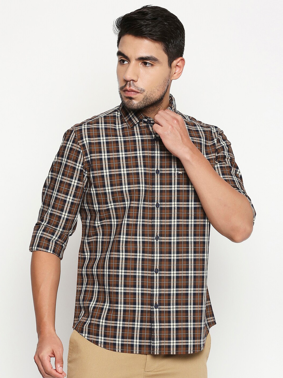 

Basics Men Brown Slim Fit Tartan Checks Checked Casual Shirt