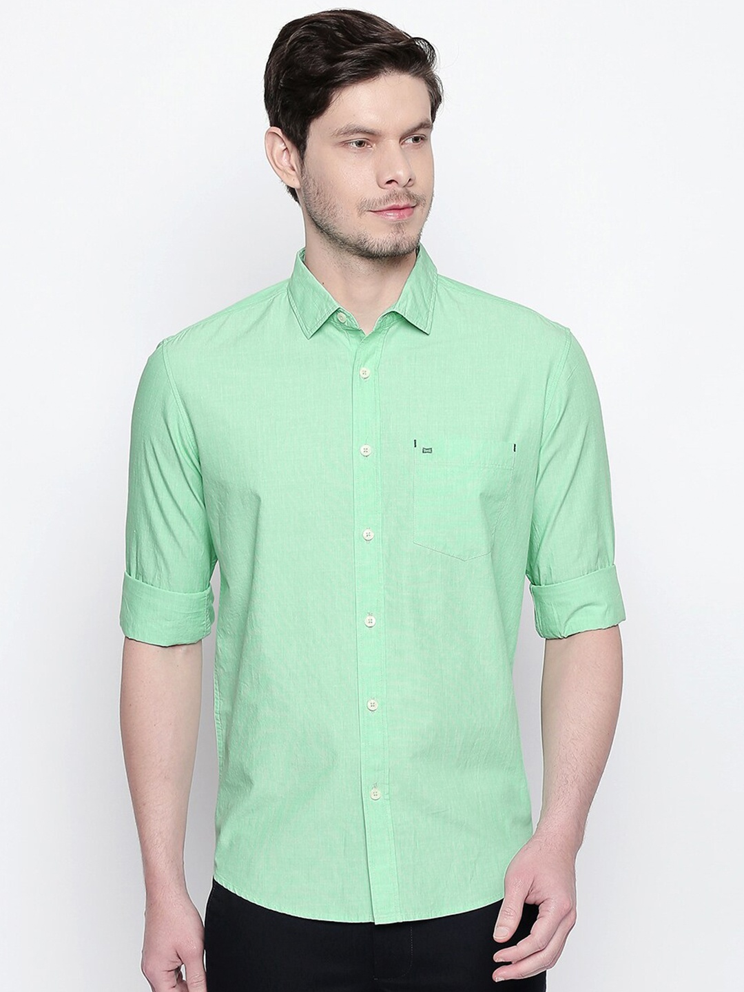 

Basics Men Green Slim Fit Cotton Casual Shirt