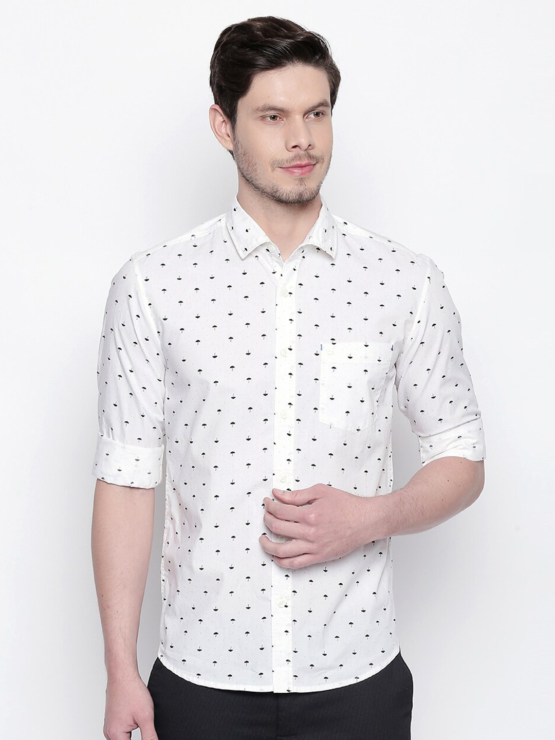 

Basics Men White Slim Fit Printed Casual Shirt