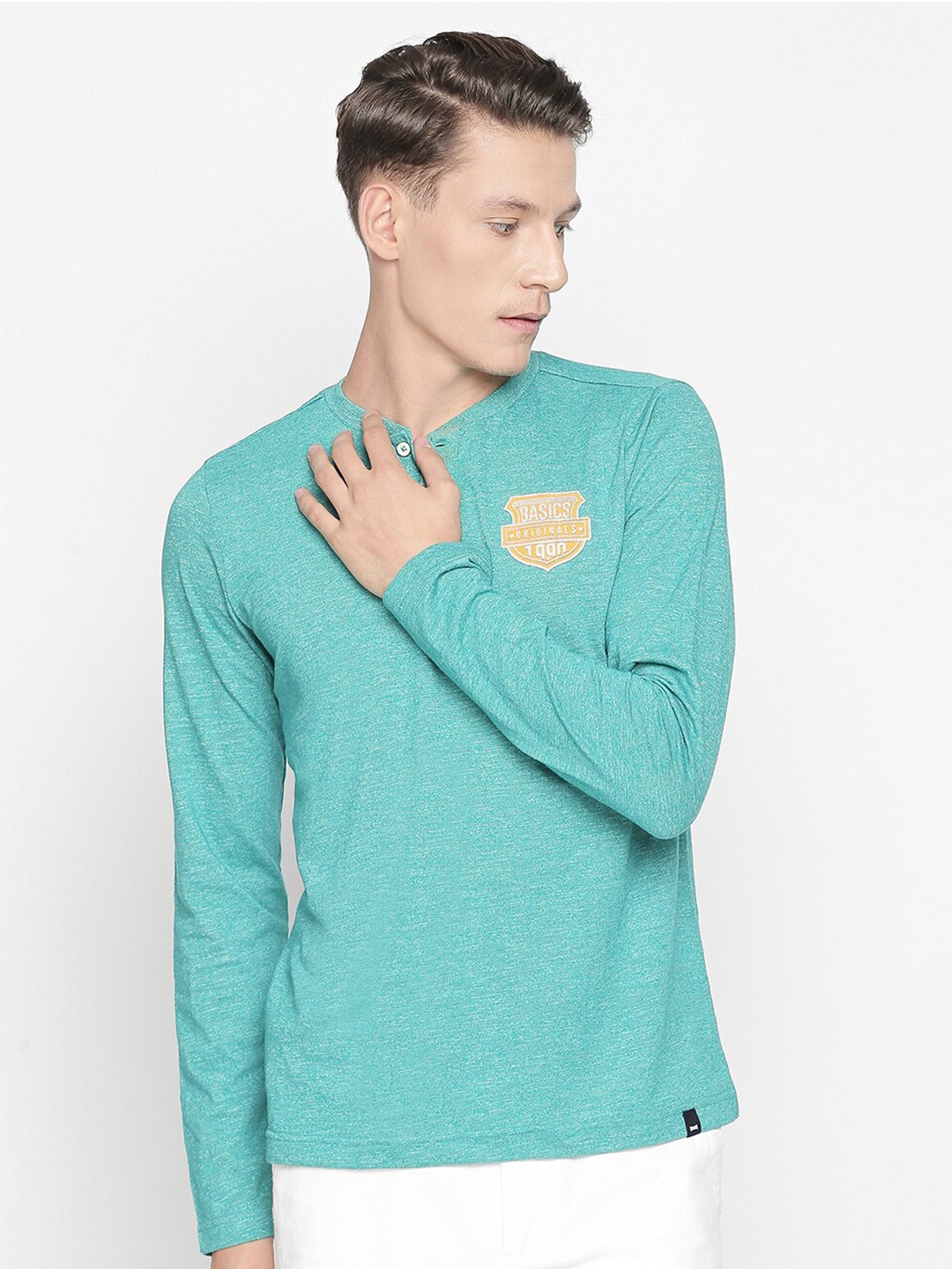 

Basics Men Green Slim Fit T-Shirt