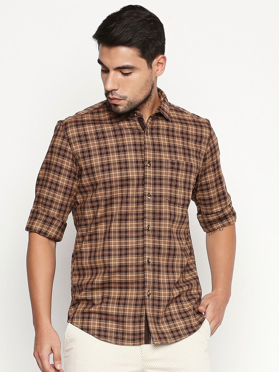 

Basics Men Brown Slim Fit Tartan Checks Checked Casual Shirt