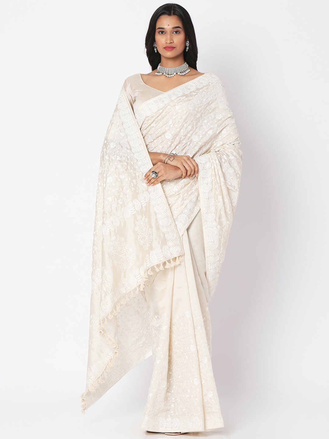 

SALWAR STUDIO White & Silver-Toned Woven Design Zari Silk Blend Block Print Saree