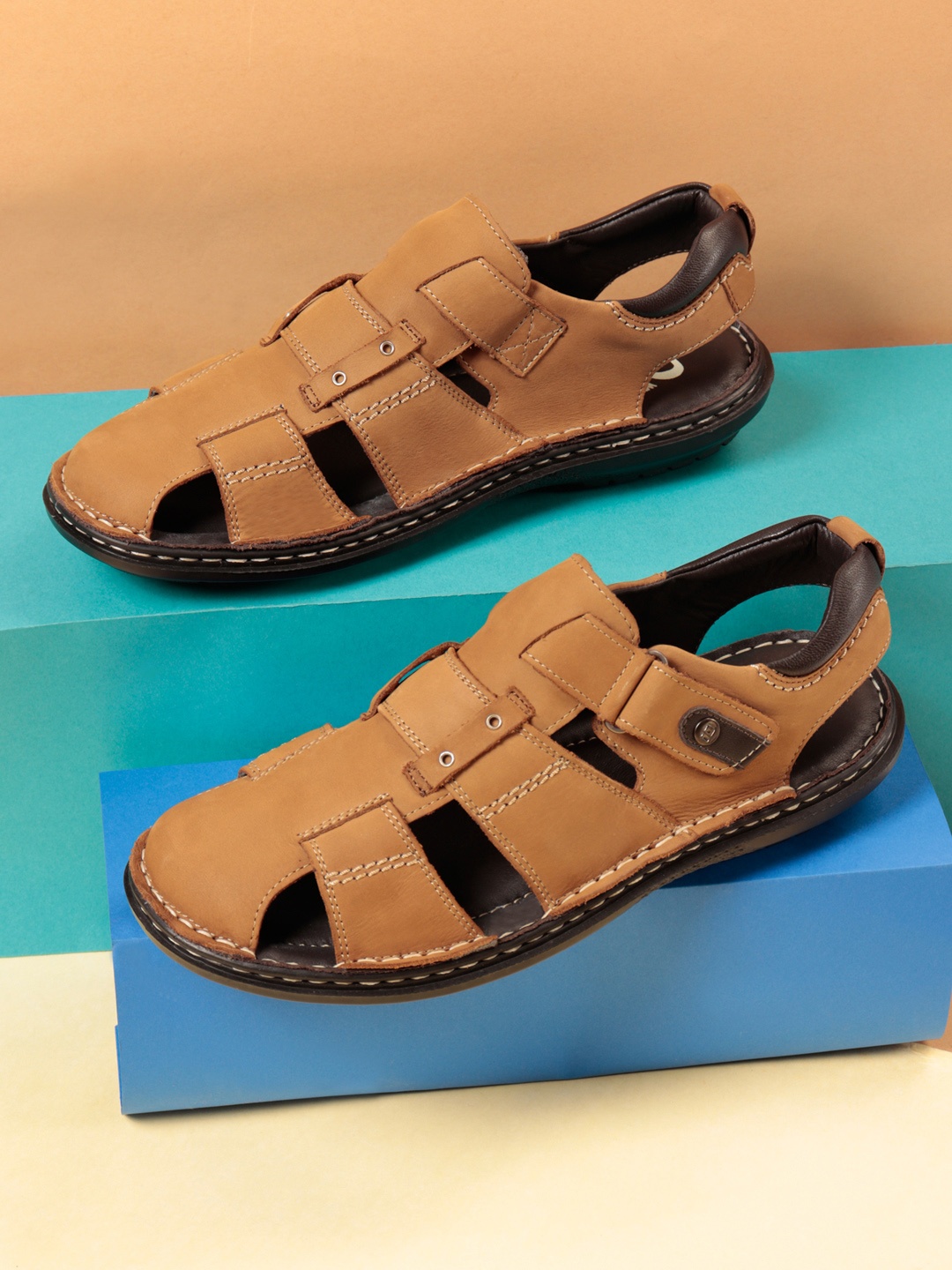 

ID Men Beige & Black Comfort Velcro Sandals