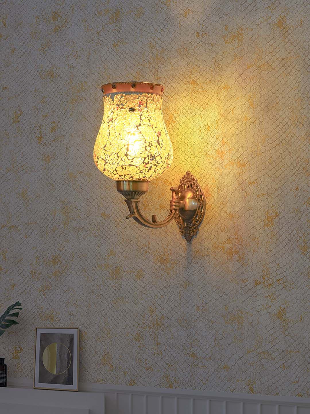 

Fos Lighting Yellow Crackle Glass 1 Light Wall Lamp