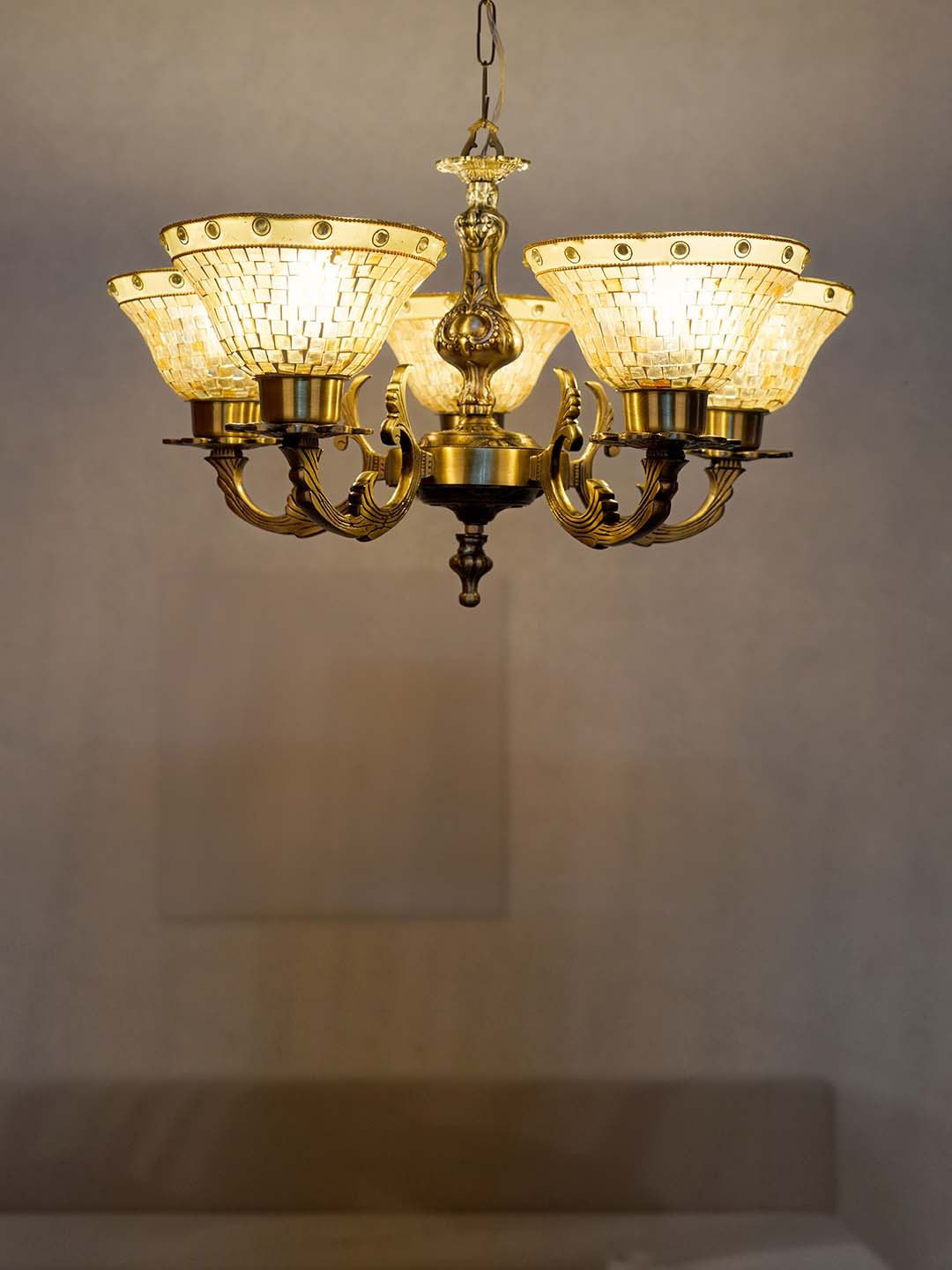 

Fos Lighting Gold-Toned Mosaic Glass 5 Lights Chandelier Ceiling Lamp