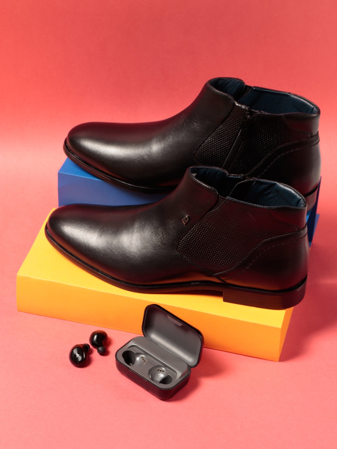 

ID Men Black Solid Leather Formal Slip-On Shoes