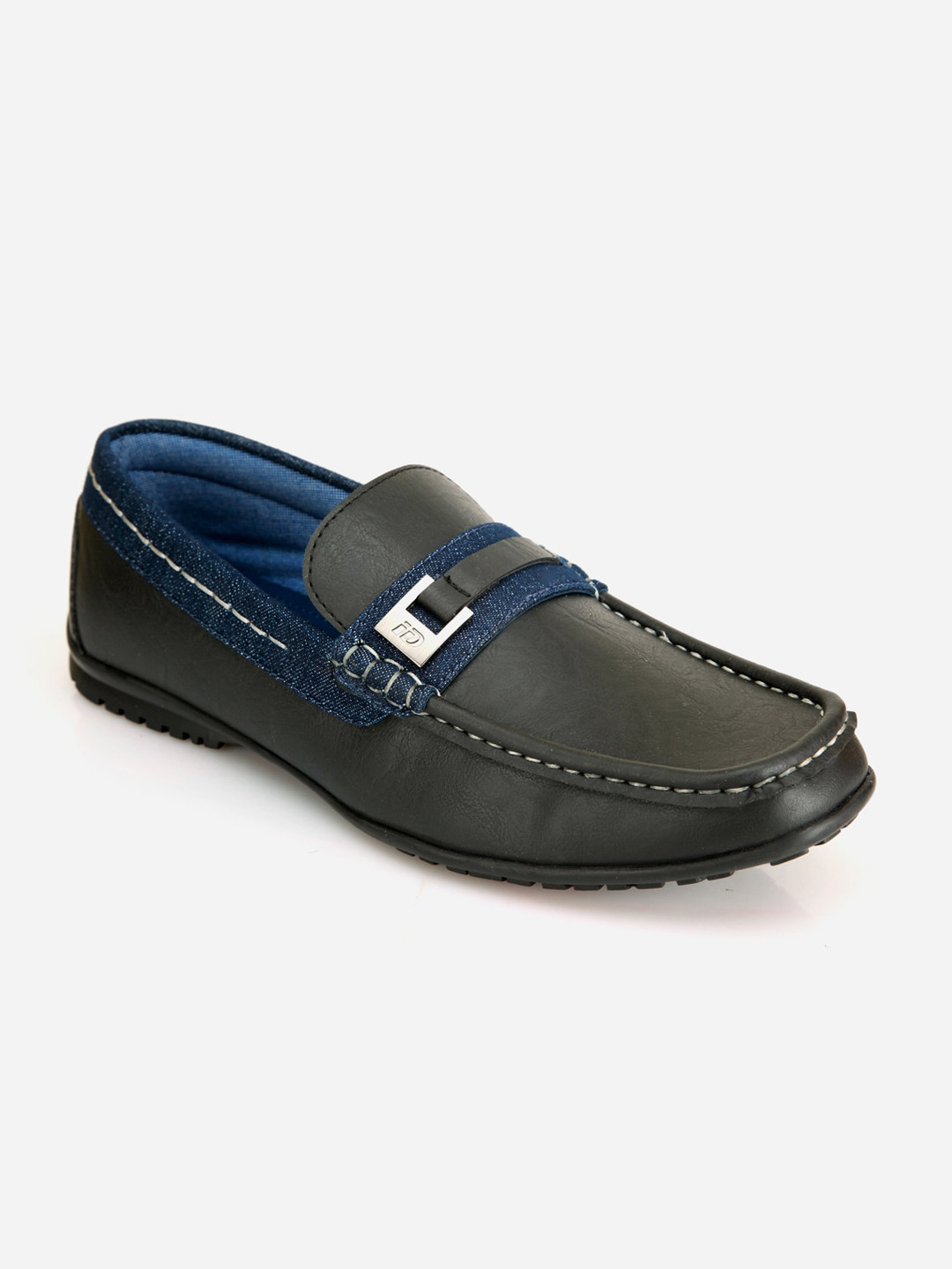 

ID Men Black Solid Loafers