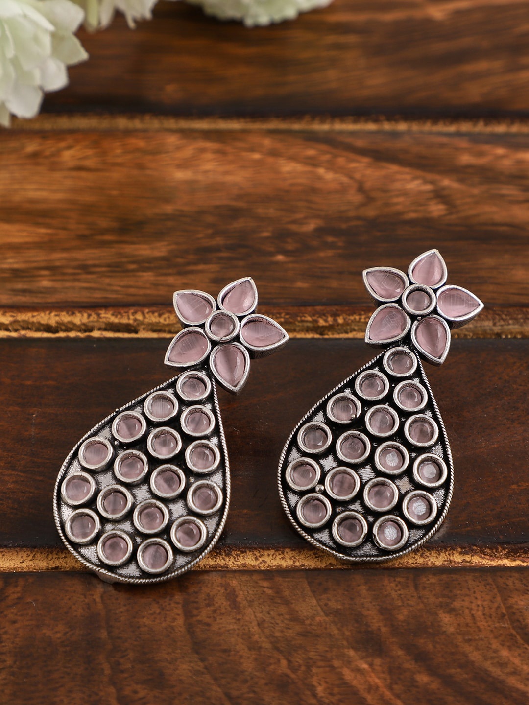 

VENI Pink Circular Drop Earrings