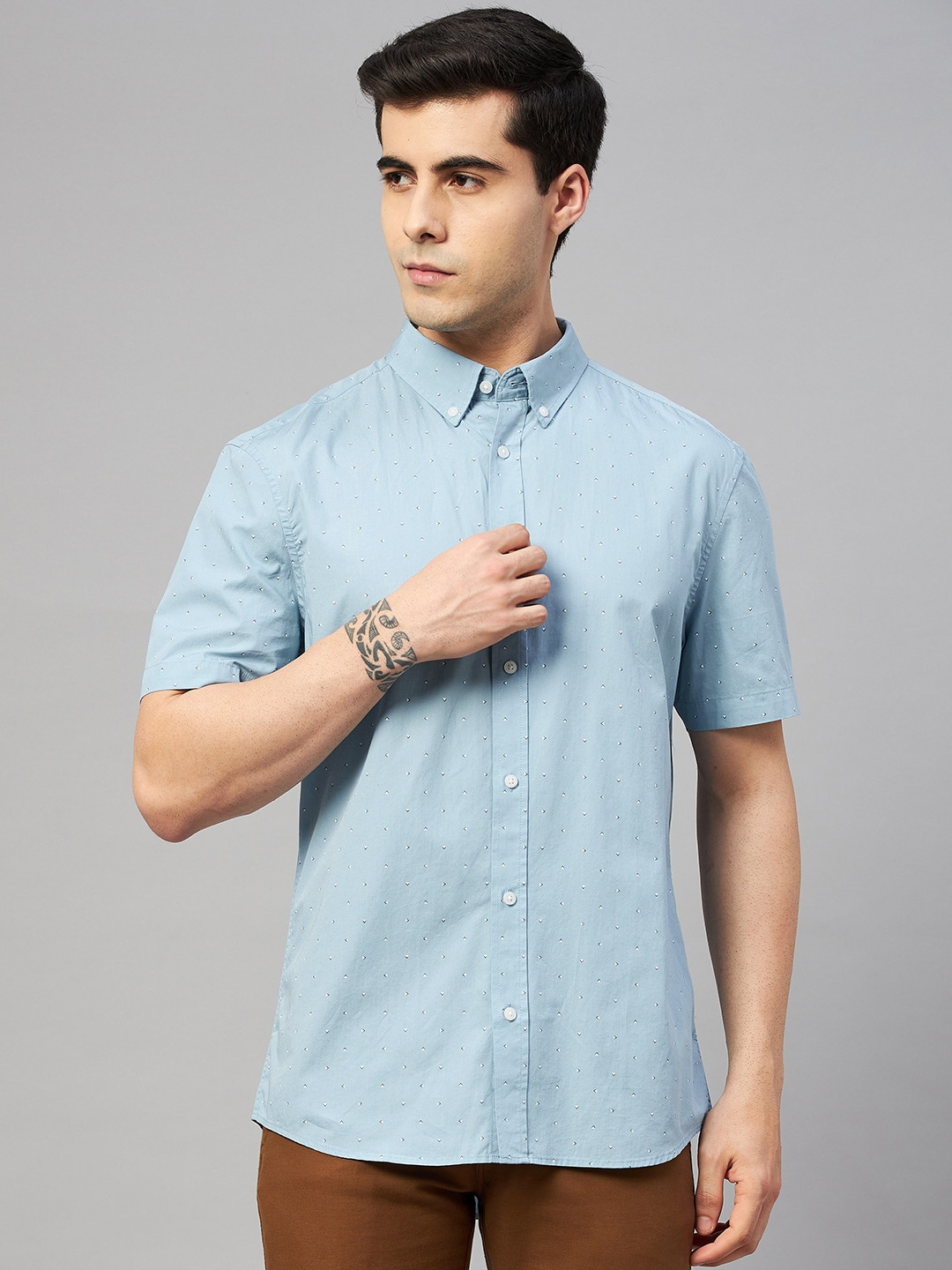 

Marks & Spencer Men Blue & White Printed Pure Cotton Casual Shirt