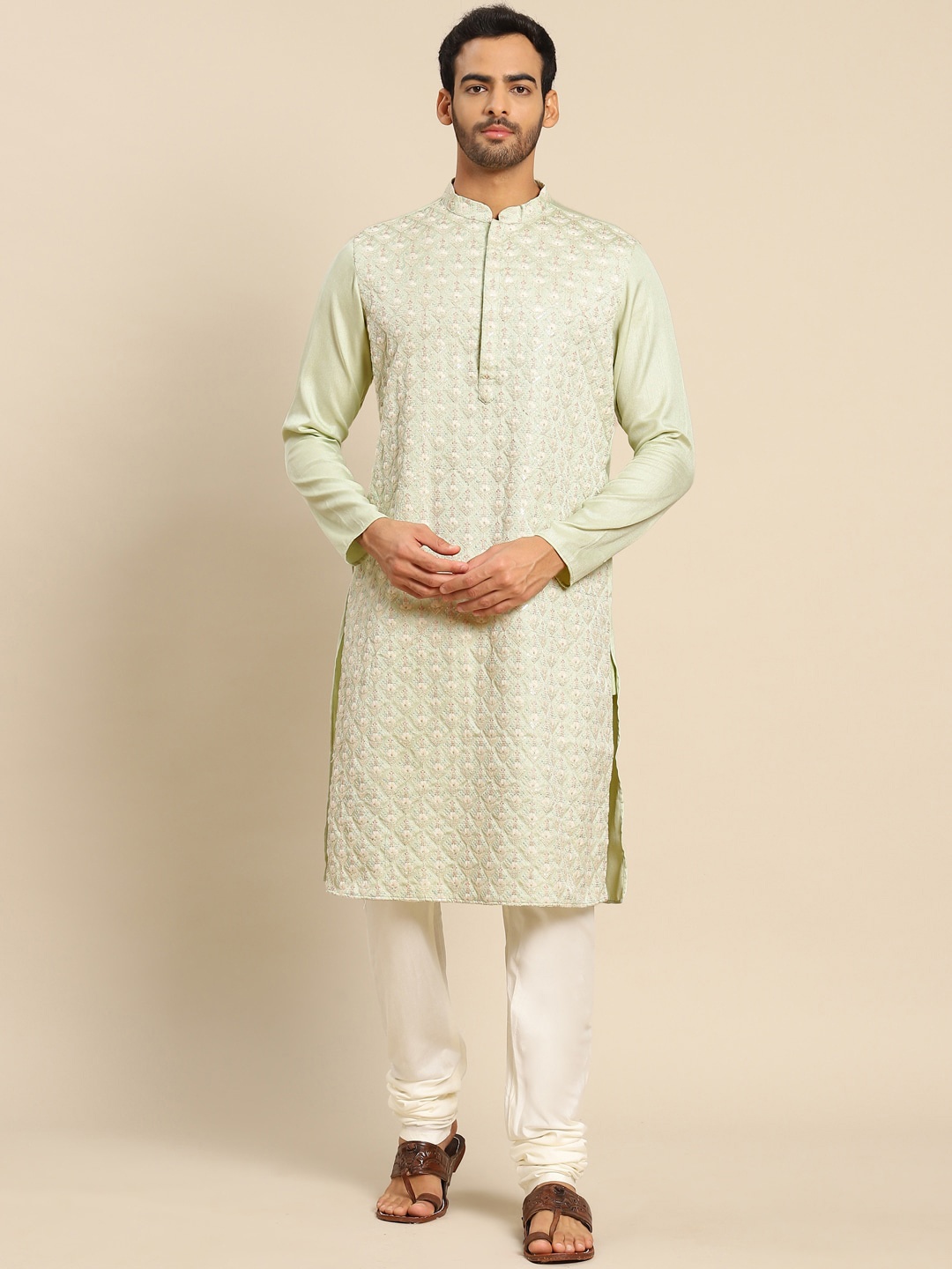 

KISAH Men Green Ethnic Motifs Thread Work Kurta