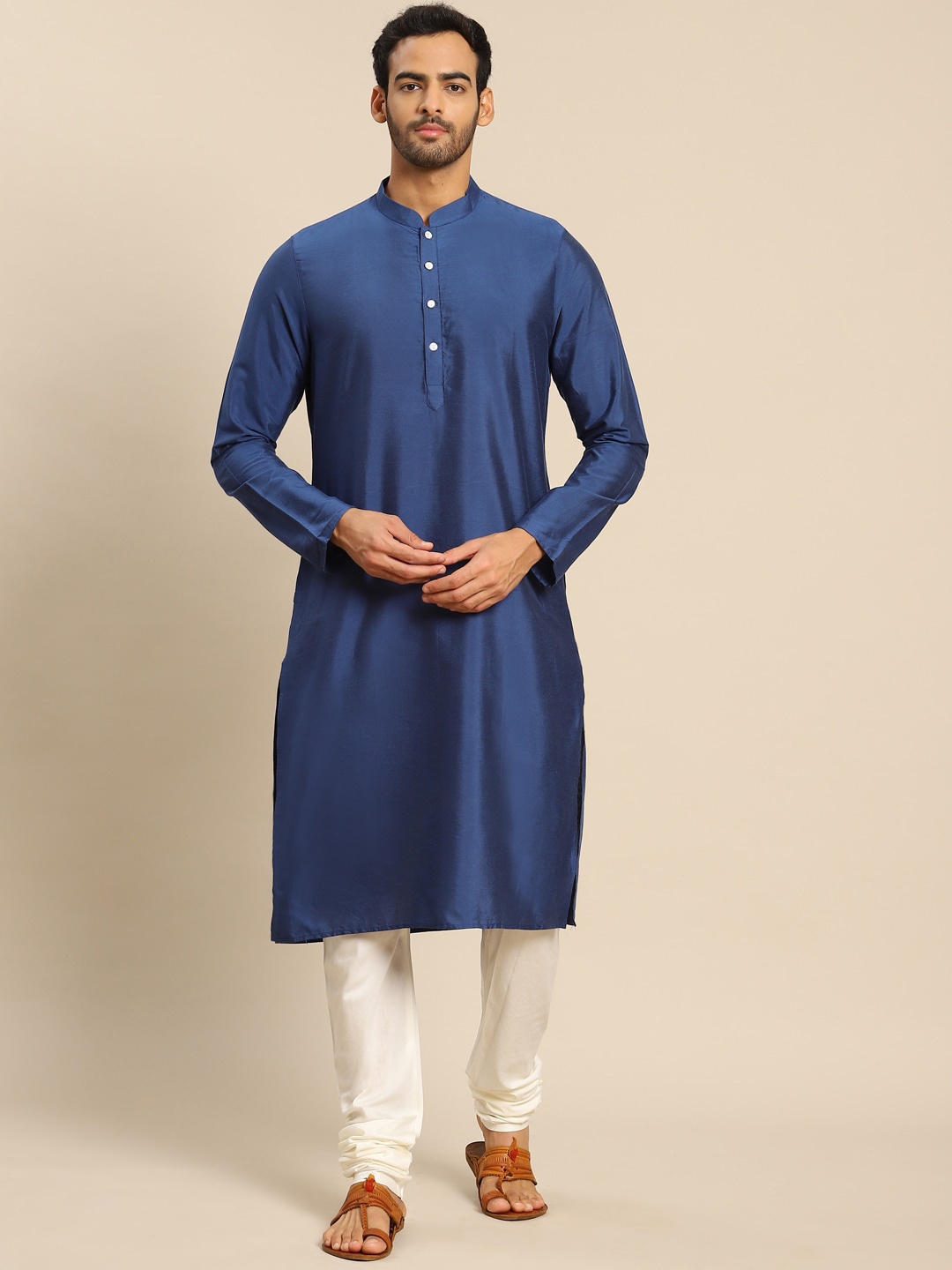 

KISAH Men Blue Solid Mandarin Collar Kurta