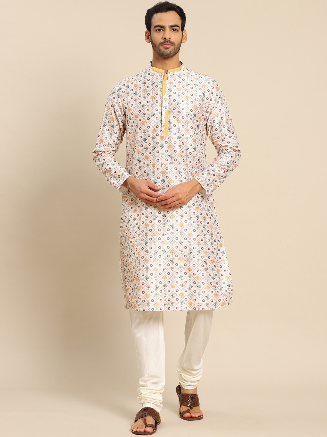 

KISAH Men White Floral Printed Embroidered Kurta