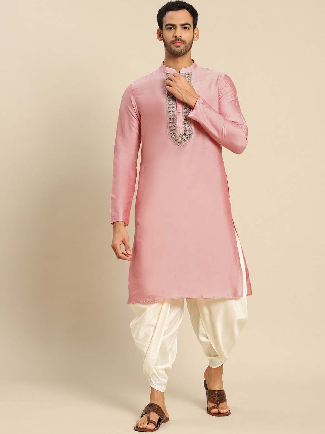 

KISAH Men Pink Yoke Design Thread Work Kurta