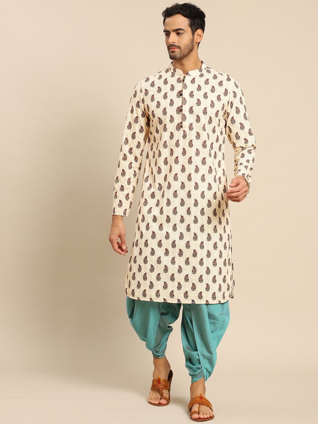 

KISAH Men White & Green Paisley Printed Straight Kurta