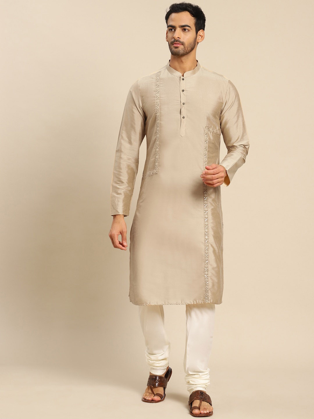 

KISAH Men Beige Solid Thread Work Kurta