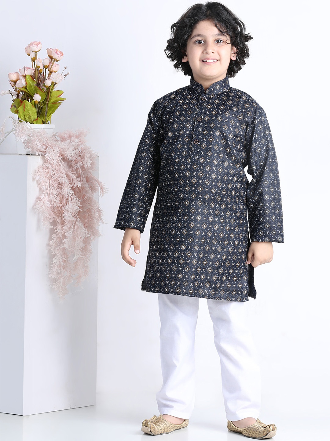 

Kidling Boys Navy Blue Kurta with Pyjama