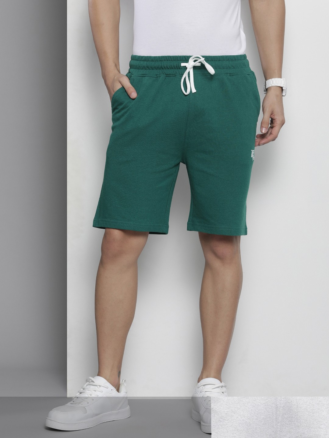 

The Indian Garage Co Men Pack of 2 Shorts, Green