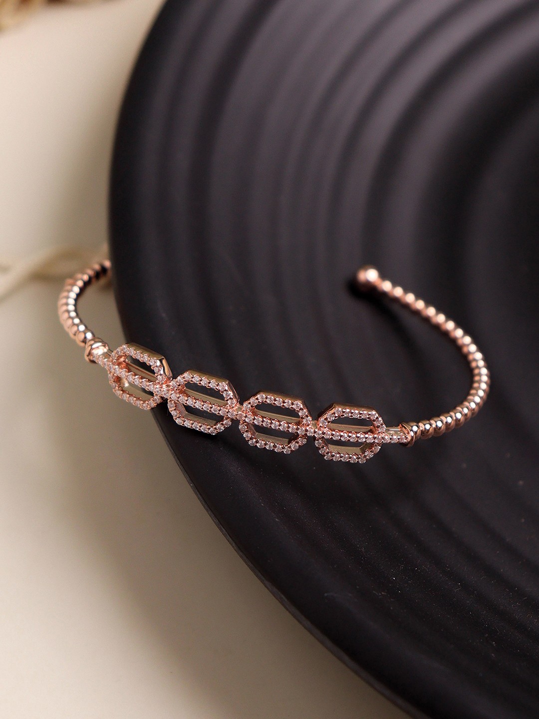 

SILBERRY Women Rose Gold Sterling Silver Cubic Zirconia Rose Gold-Plated Kada Bracelet