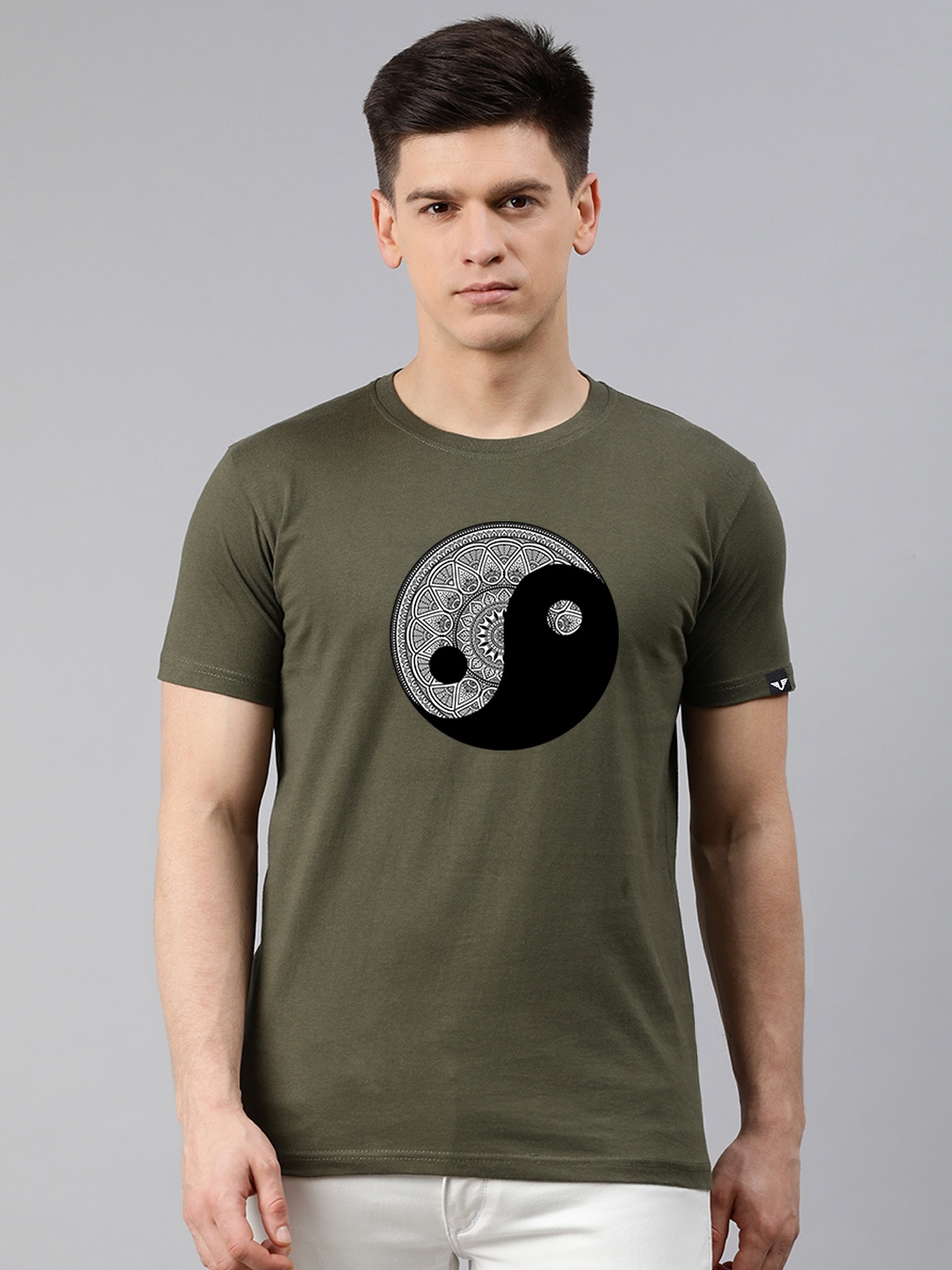 

UNSULLY Men Olive Green Typography Printed T-shirt