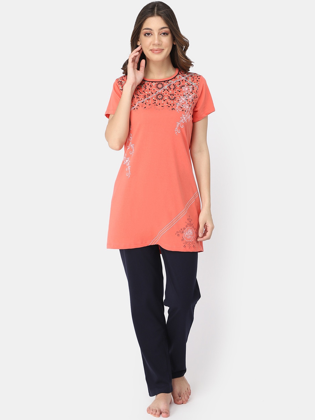 

Bell Paper Women Orange & Navy Blue Printed Pure Cotton Night suit