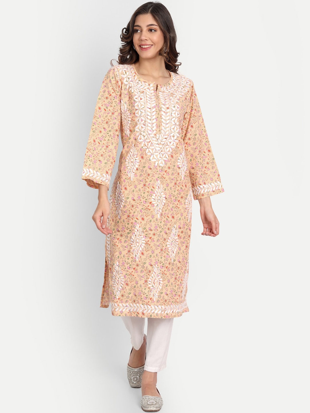 

Indiankala4u Women Peach-Coloured & White Floral Printed Chikankari Kurta