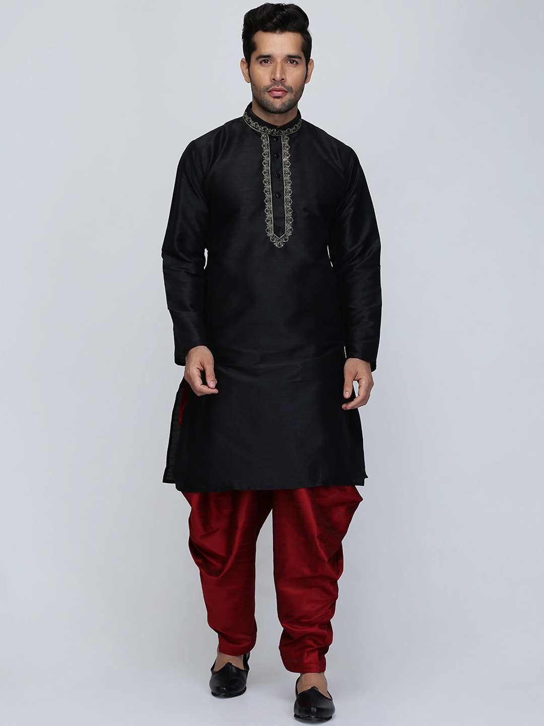 

ROYAL KURTA Men Black Thread Work Summer Sheers Kurta