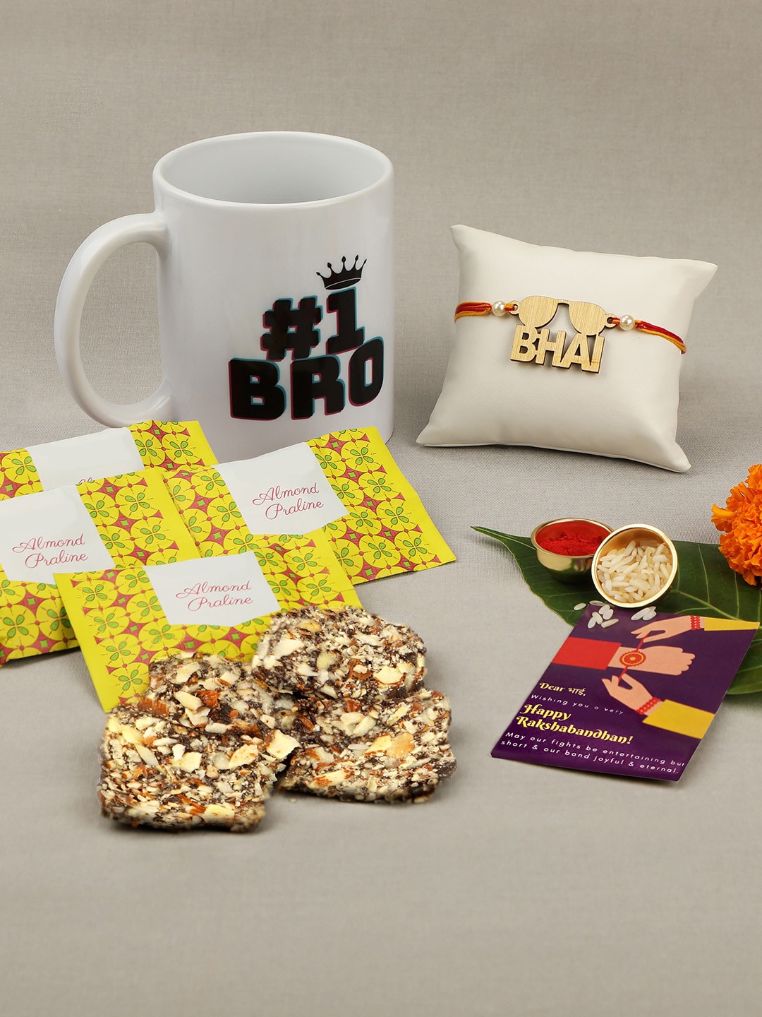 

AccessHer Red & Gold-Toned Studded Rakhi Gift Set