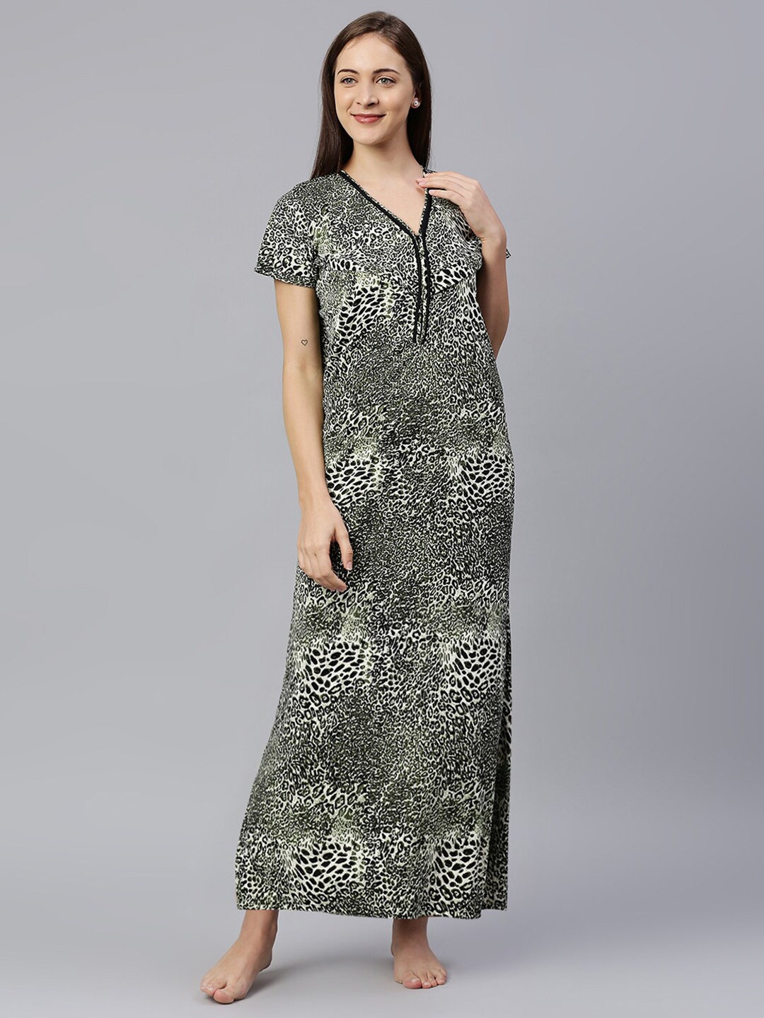 

Pretty Awesome Green Printed Maternity Feeding Maxi Nightdress