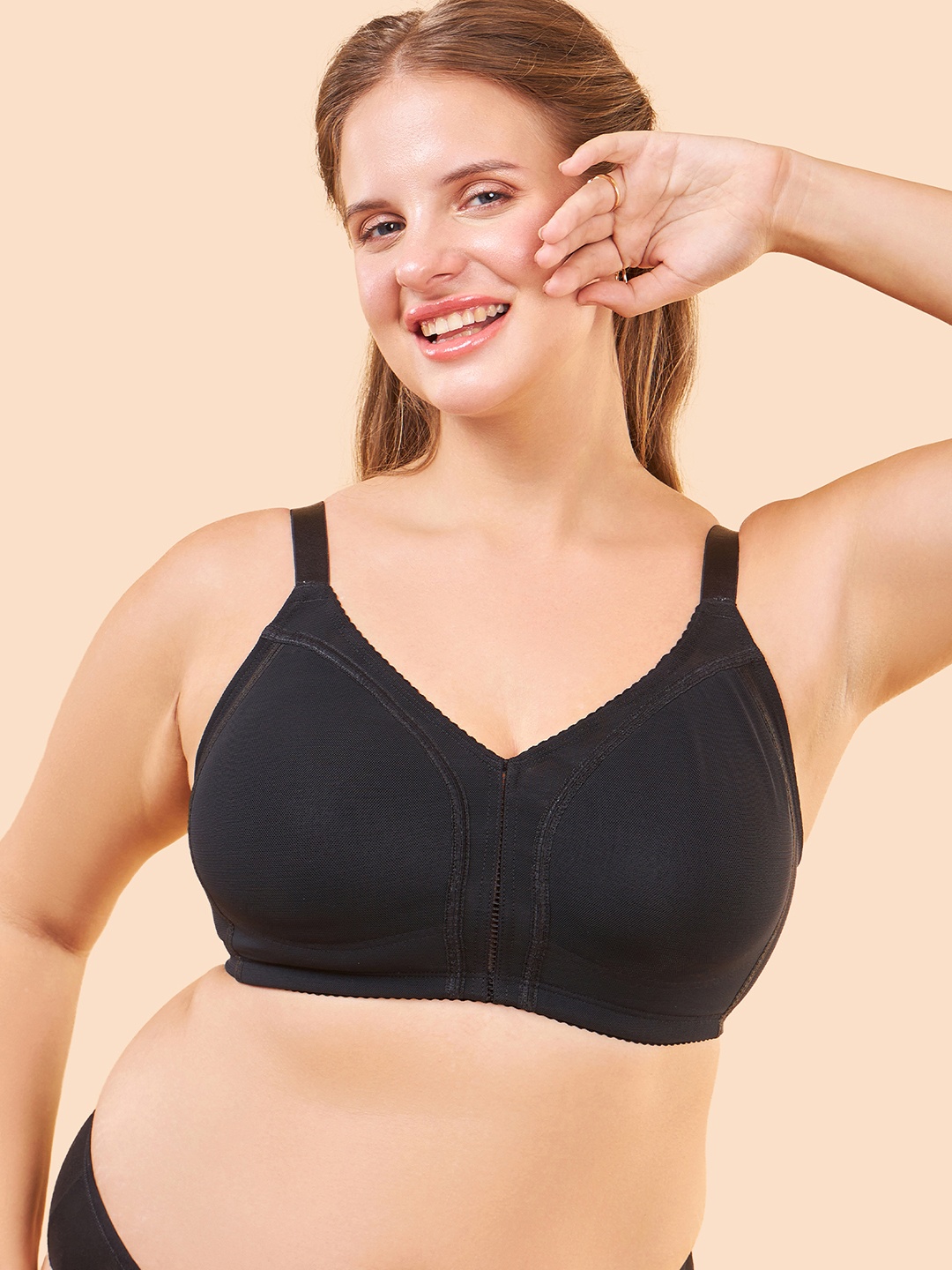 

Enamor Body Transform Smooth Contour Lift Bra Full Coverage, Non Padded and Wirefree, Black