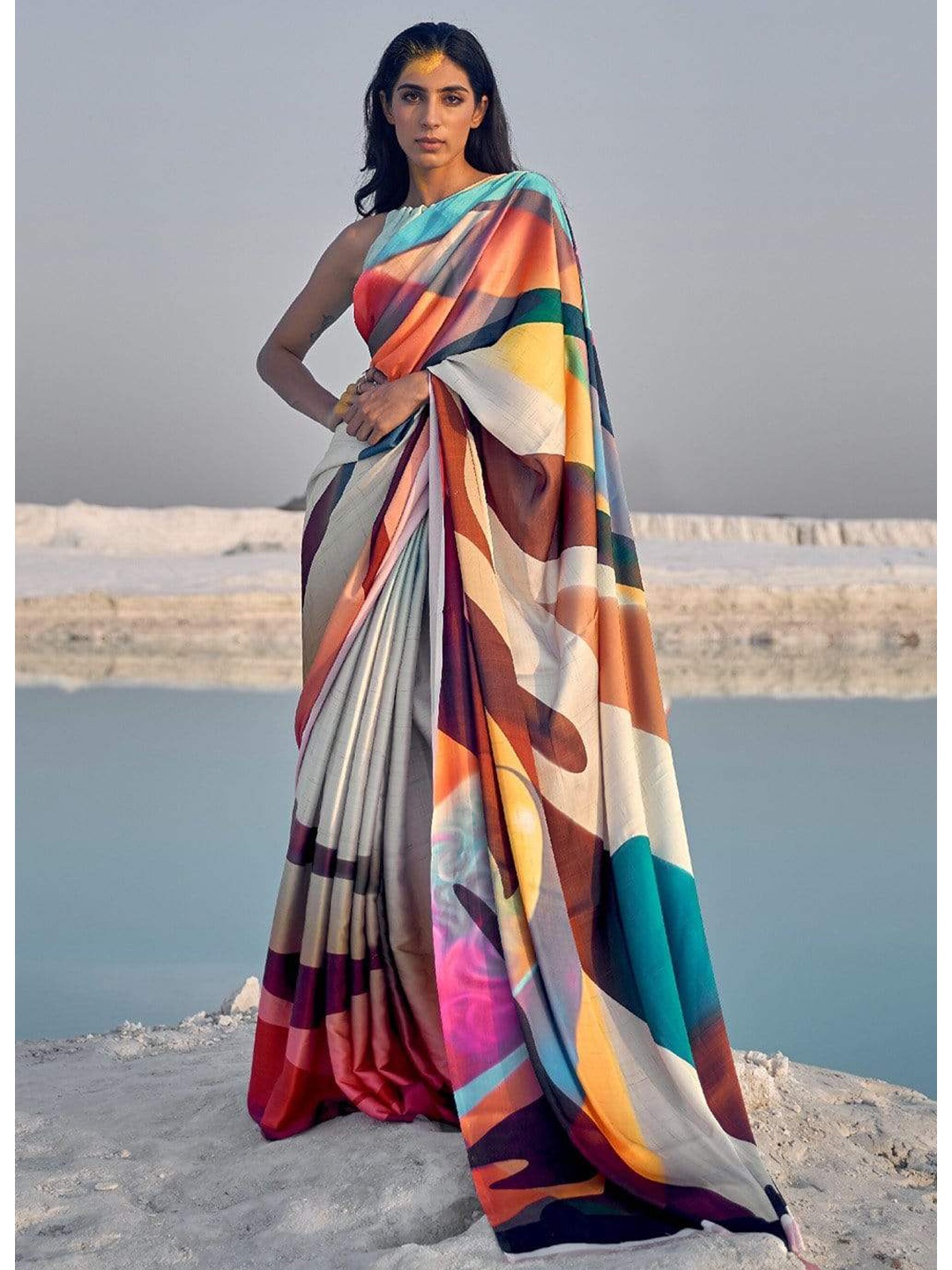 

KARAGIRI Multicolor Satin Saree, Multi