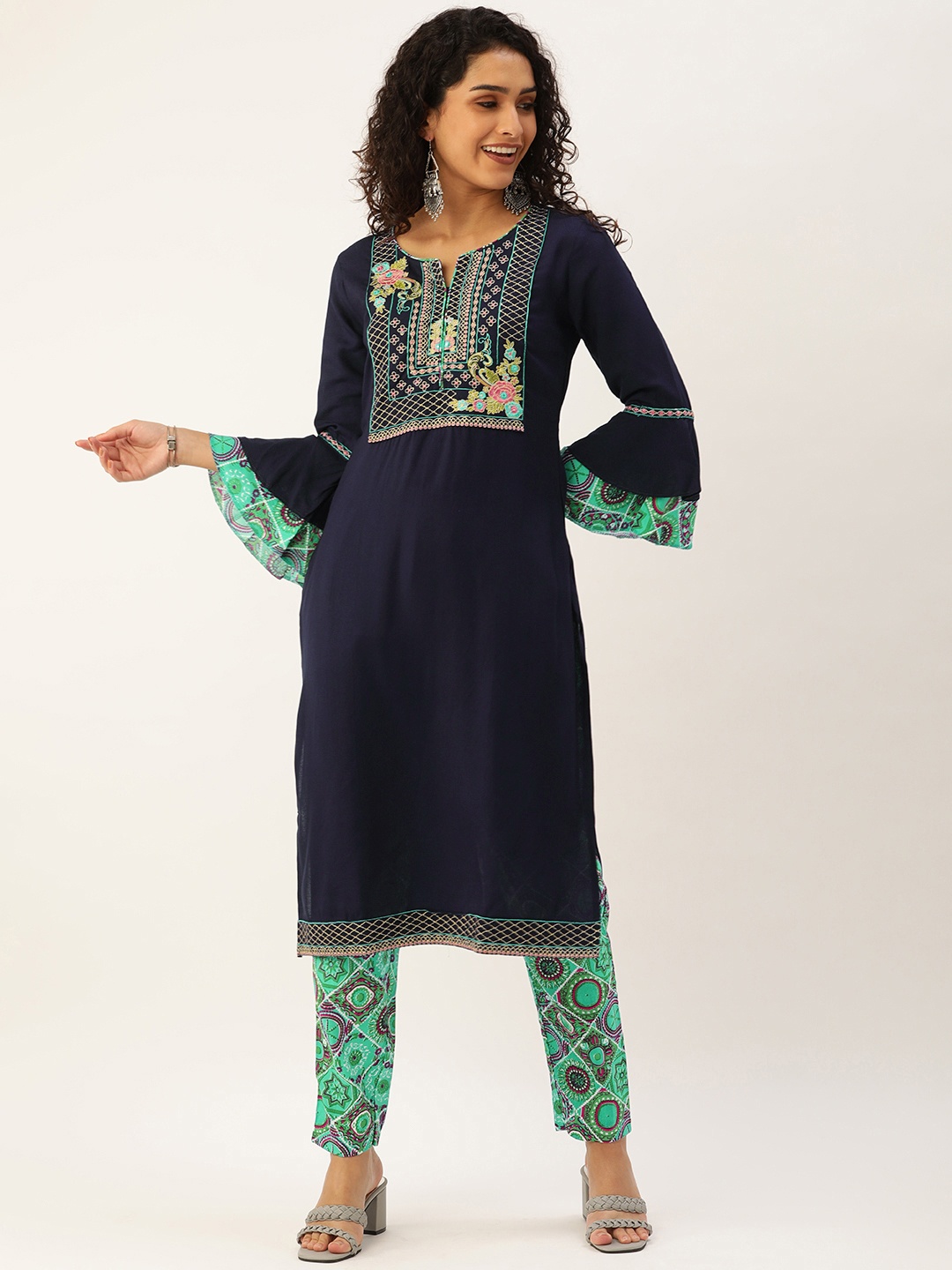 

ROOPWATI FASHION Women Navy Blue Floral Embroidered Kurta with Palazzos