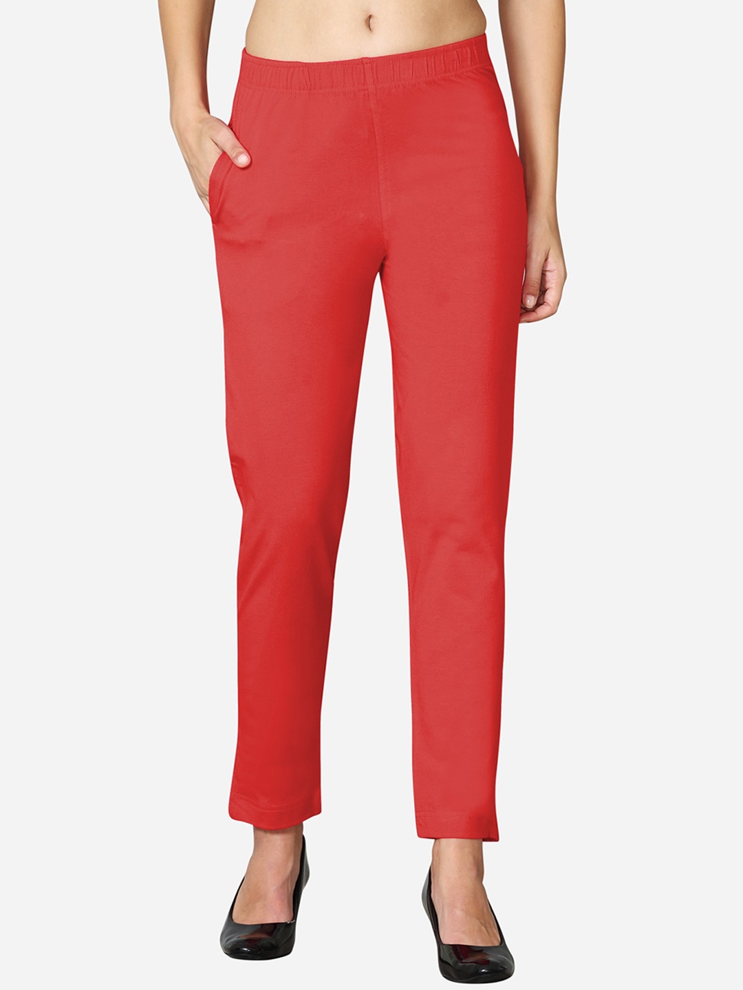 

VStar Women Red Solid Ankle-Length Leggings