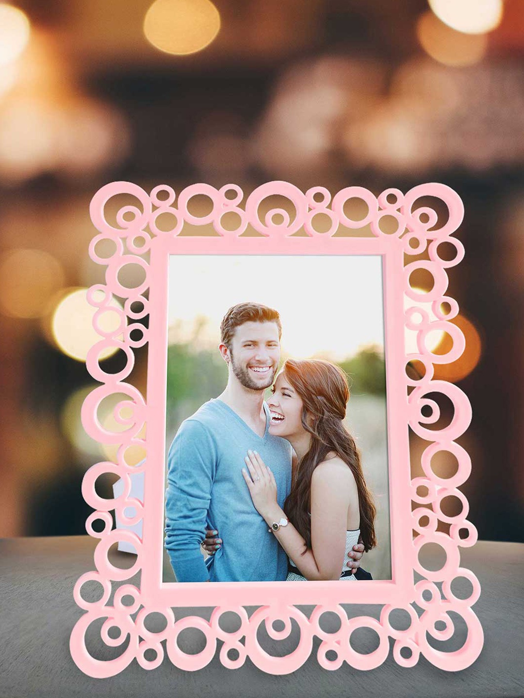 

Art Street Pink Solid Circular Design Table Photo Frame