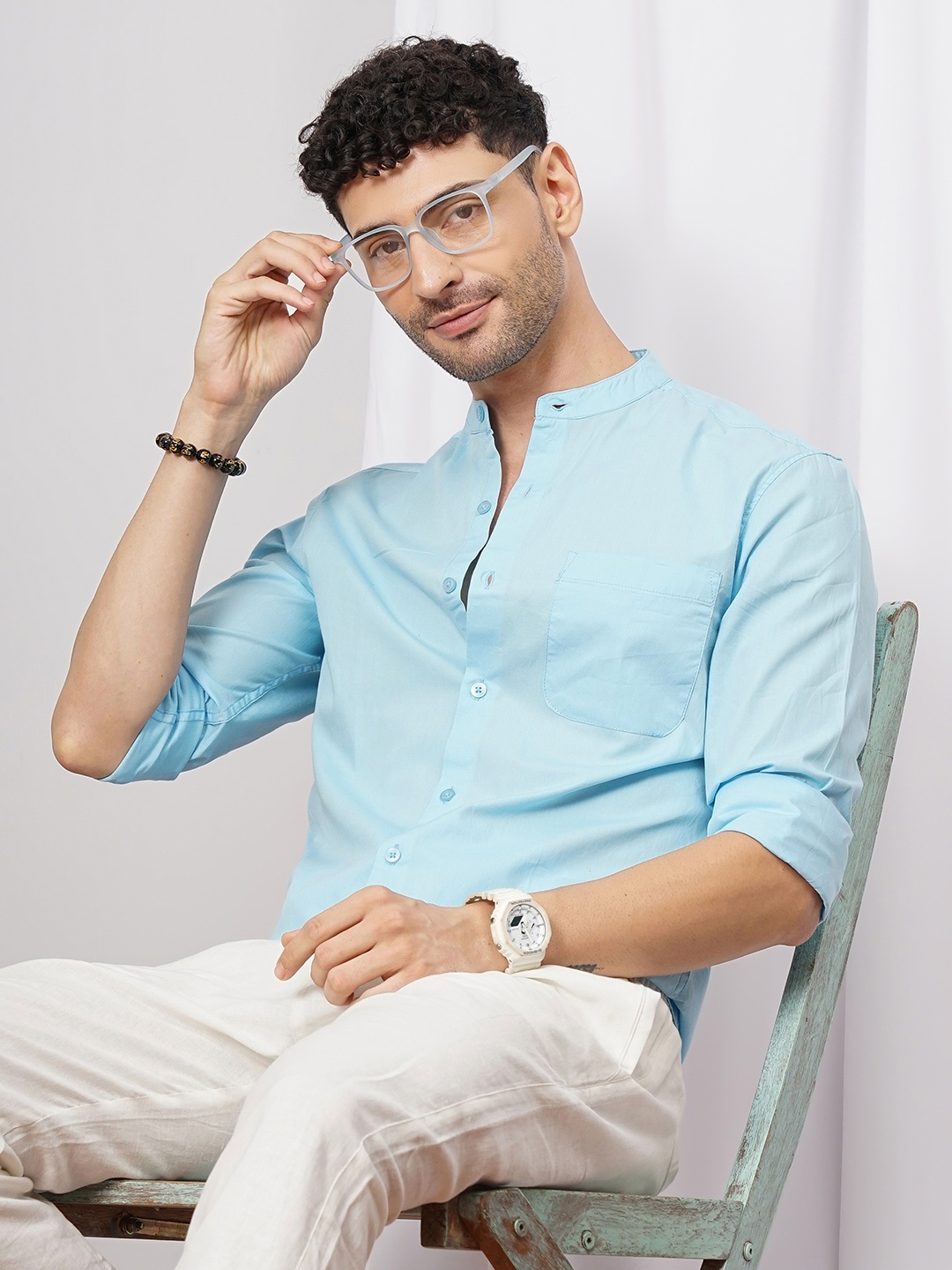 

The Indian Garage Co Men Blue Solid Casual Shirt
