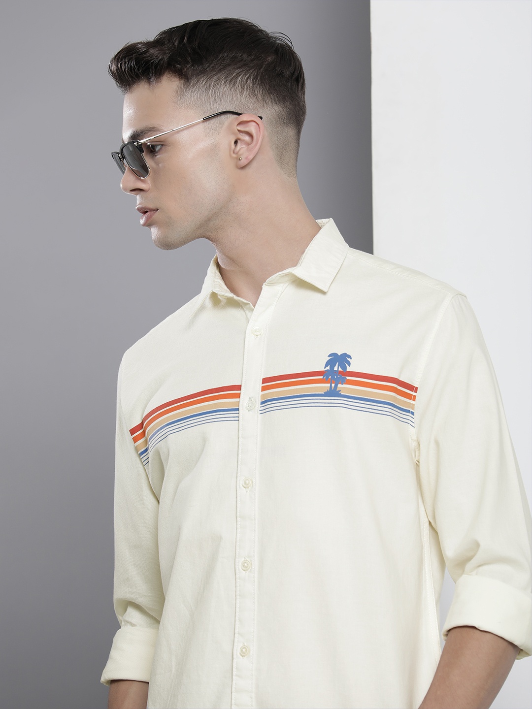 

The Indian Garage Co Men Cream-Coloured Horizontal Stripes Casual Cotton Shirt