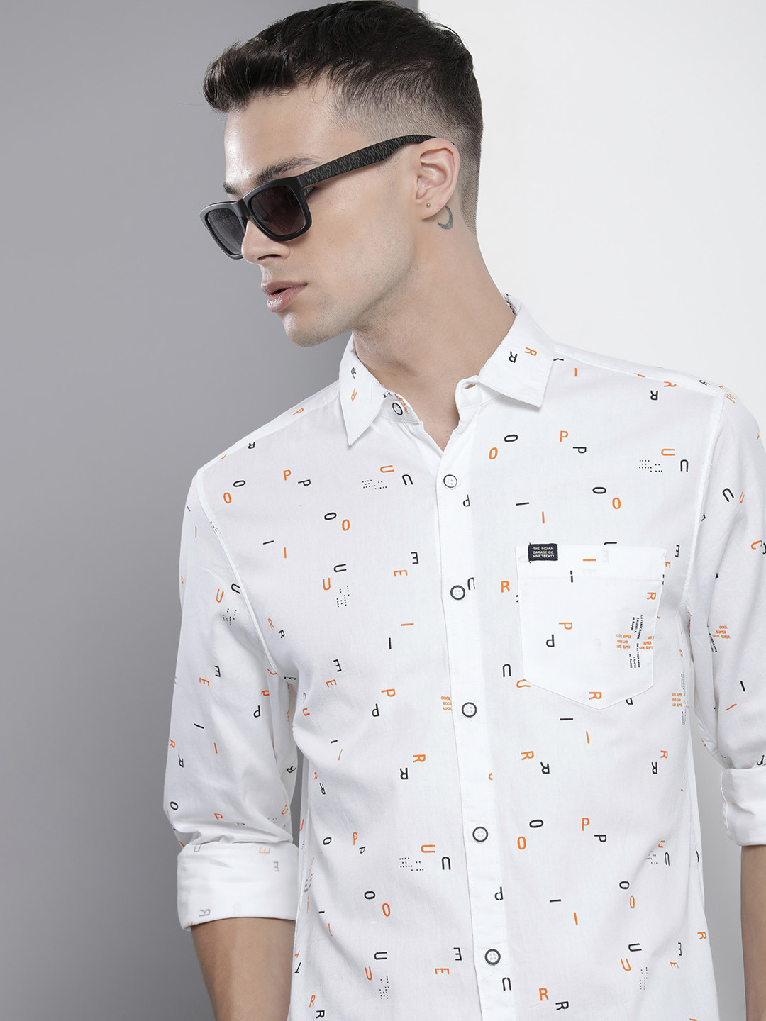 

The Indian Garage Co Men White Printed Casual Cotton Shirt