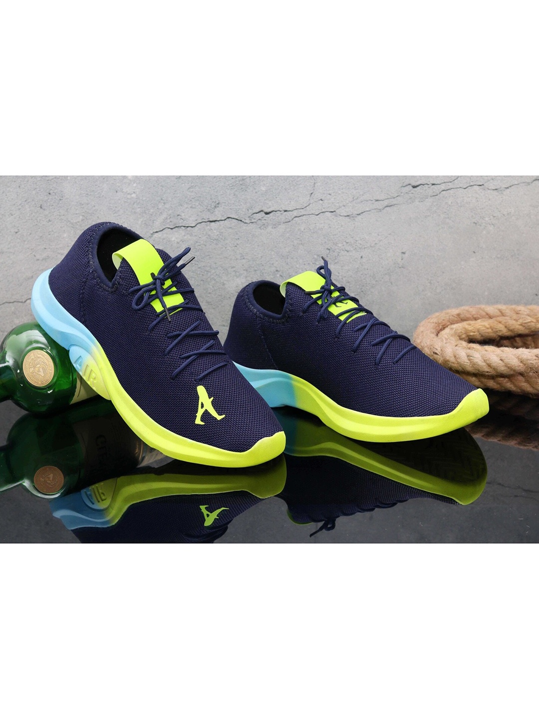 

Absolutee Shoes Men Navy Blue Colourblocked Sneakers