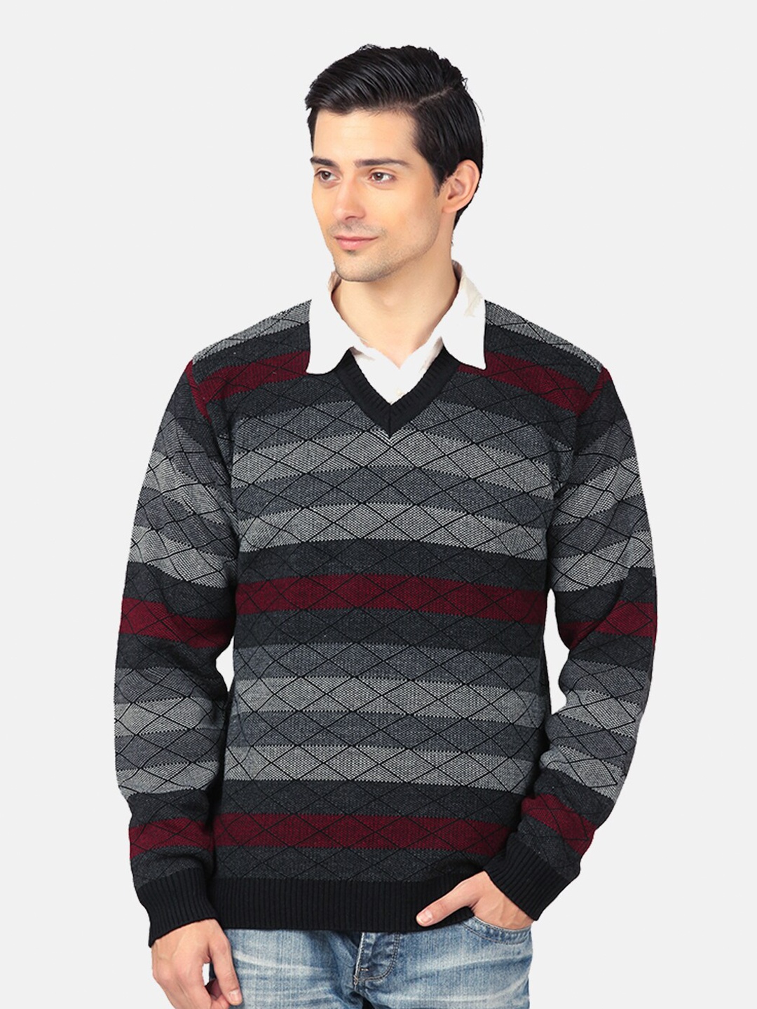 

aarbee Men Black & Grey Striped Pullover sweater