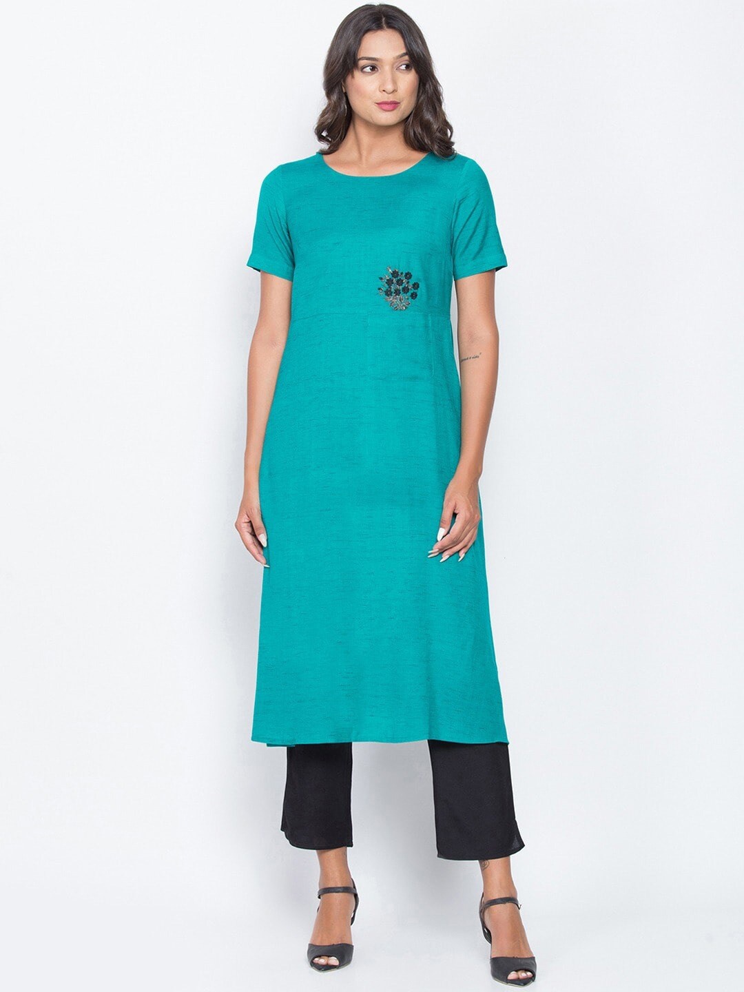 

Be Indi Women Teal Thread Work Kurta