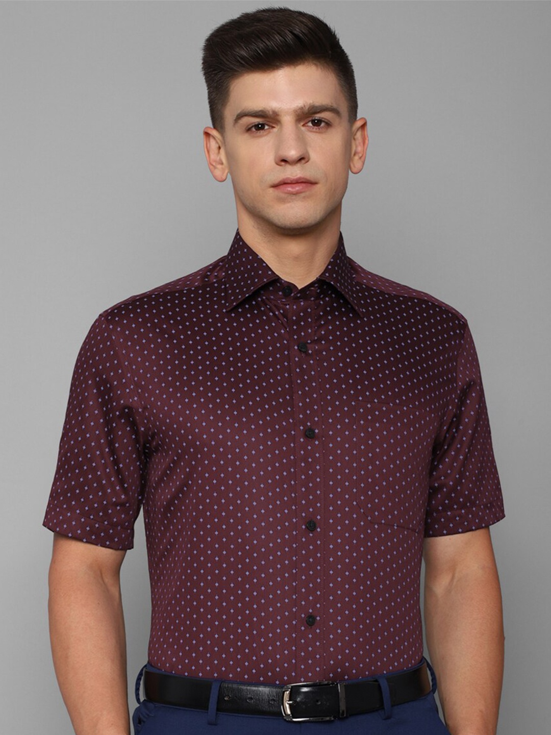 

Louis Philippe Men Maroon Formal Shirt