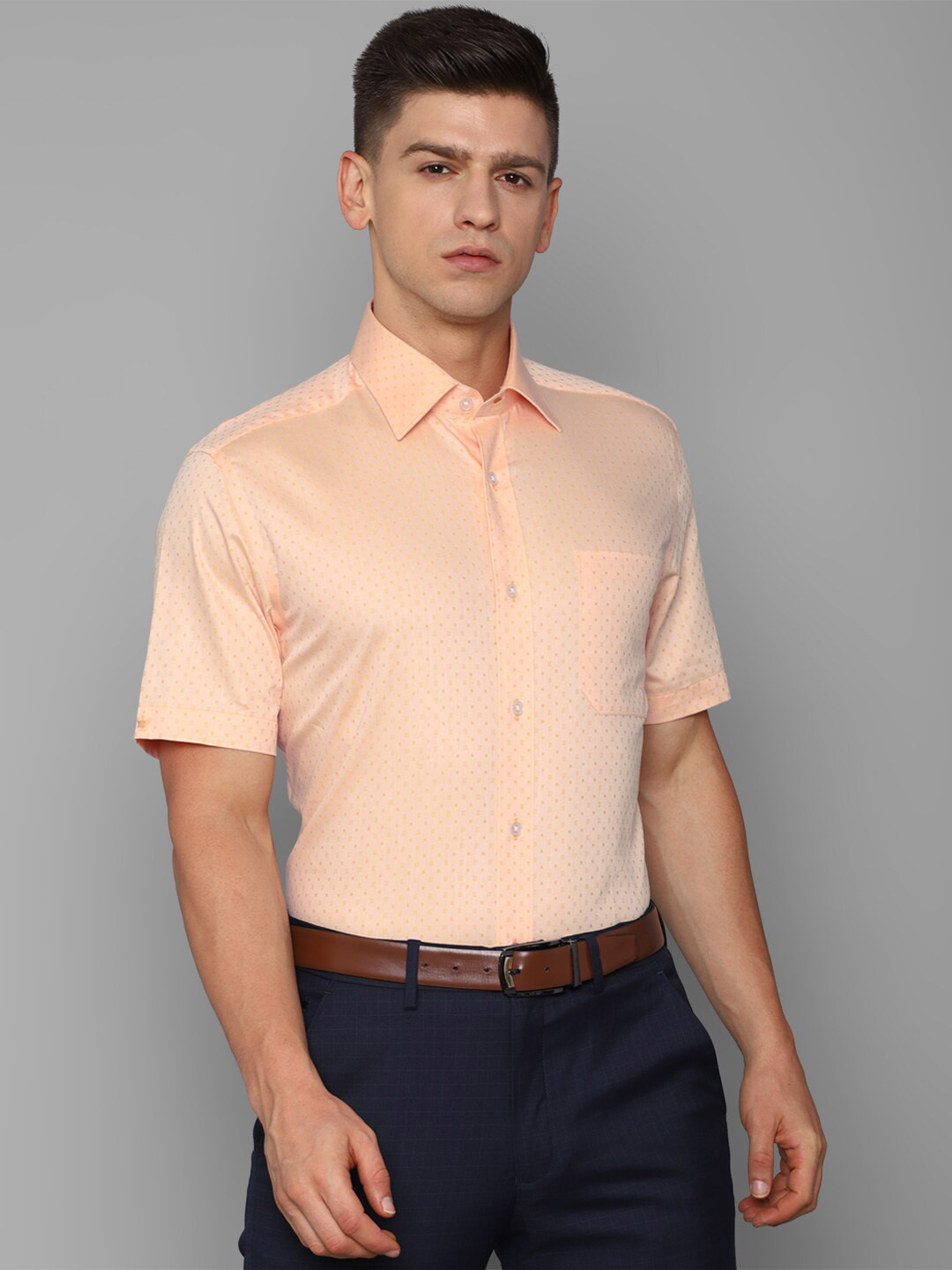 

Louis Philippe Men Peach-Coloured Formal Shirt