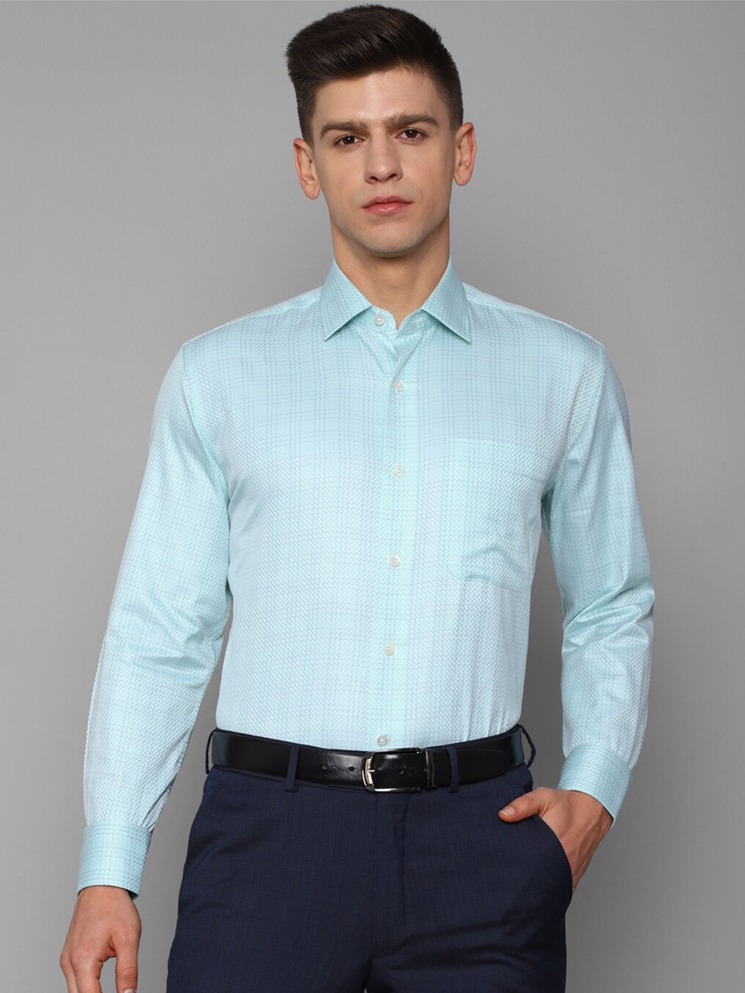 

Luxure by Louis Philippe Men Green Checked Formal Shirt