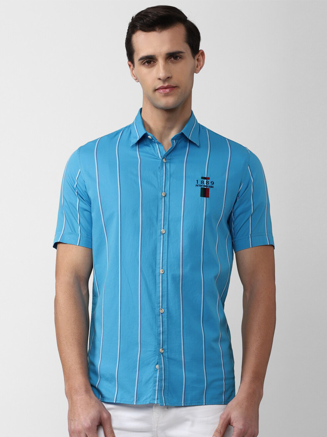 

Peter England Casuals Men Blue Slim Fit Striped Casual Shirt