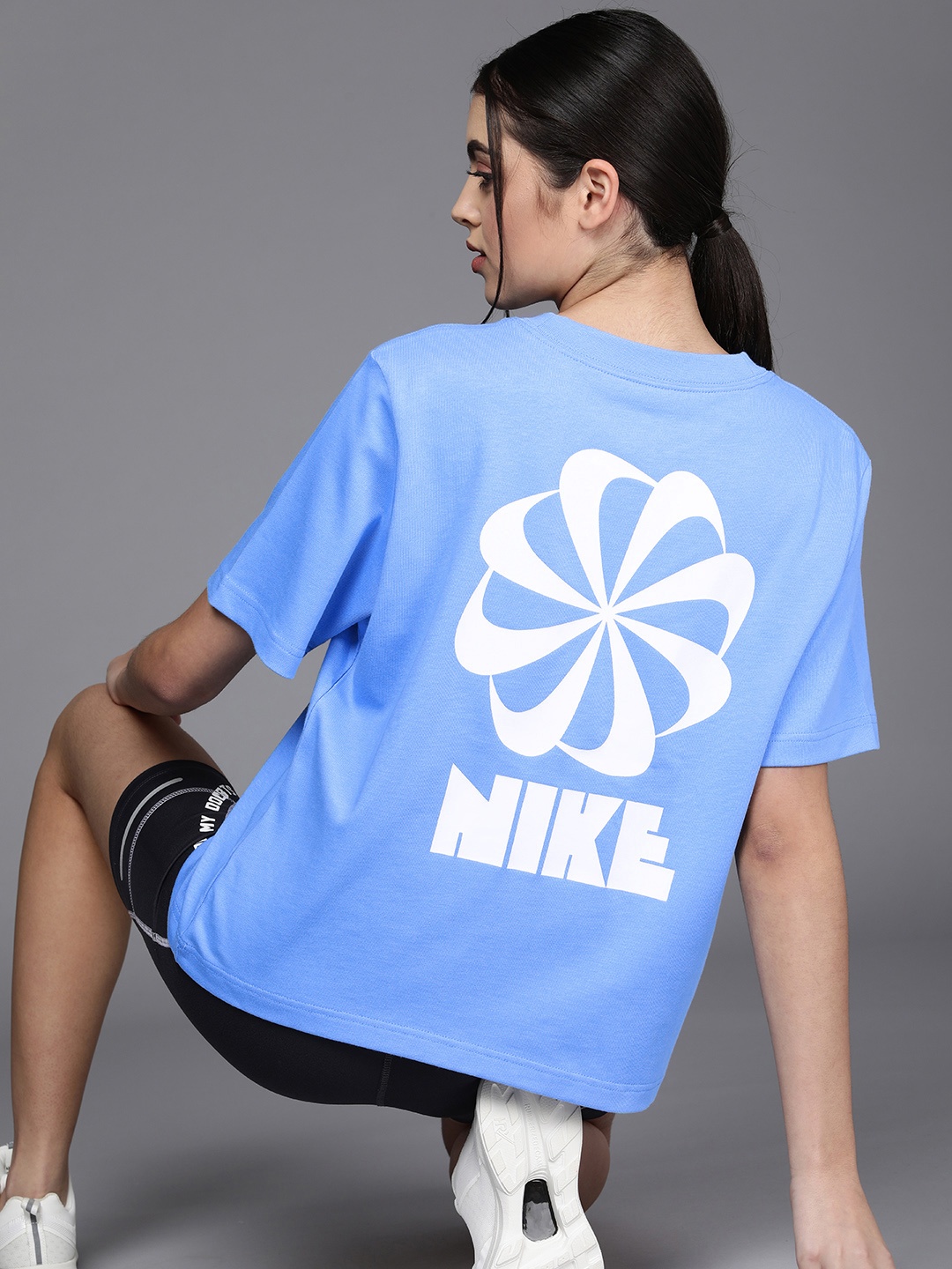 

Nike Women Blue Brand Logo Printed Drop-Shoulder Sleeves Pure Cotton Boxy T-shirt