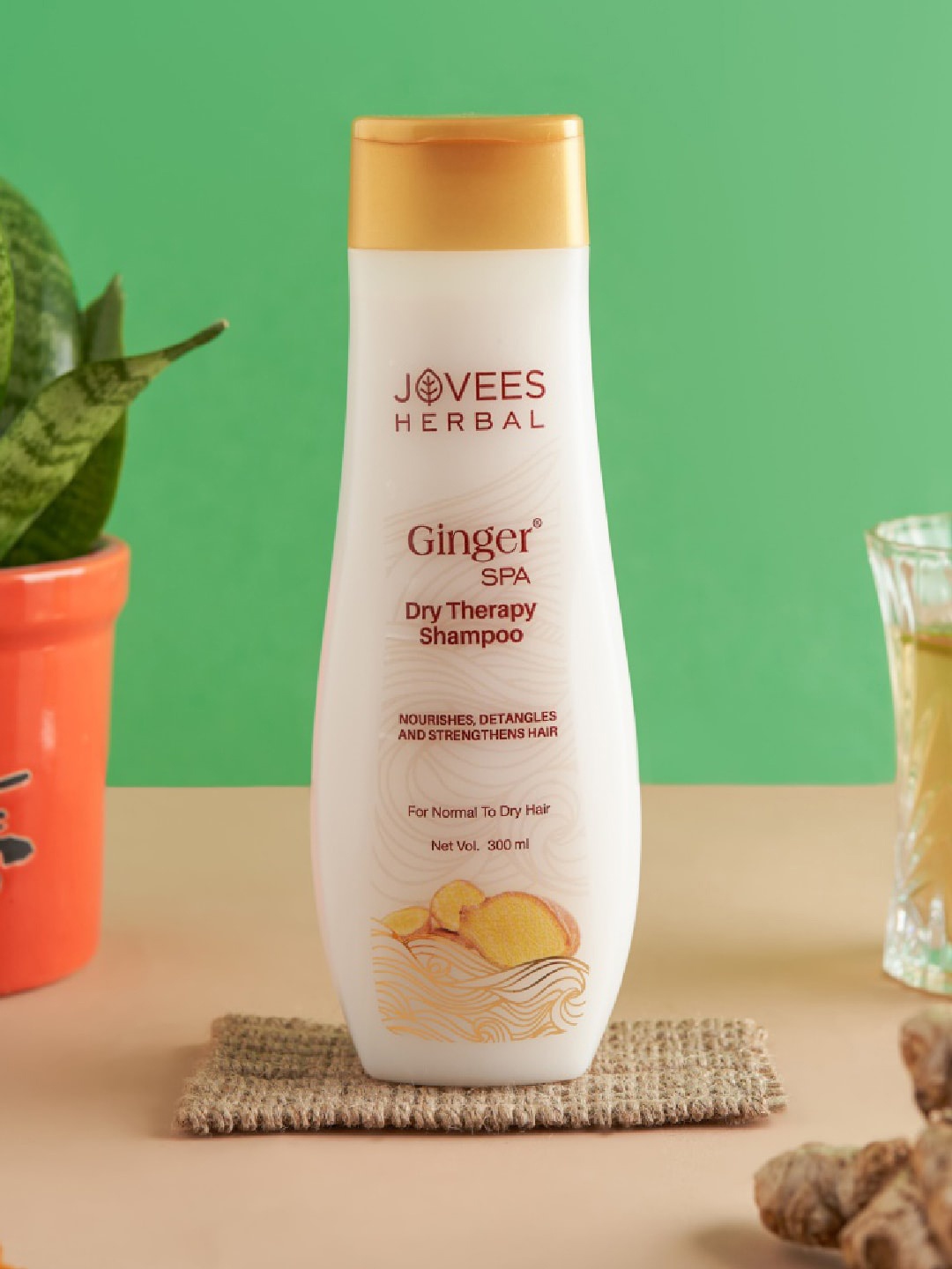 

Jovees Ginger Spa Dry Therapy Shampoo For Normal To Dry Hair with Fenugreek - 300 ml, Off white