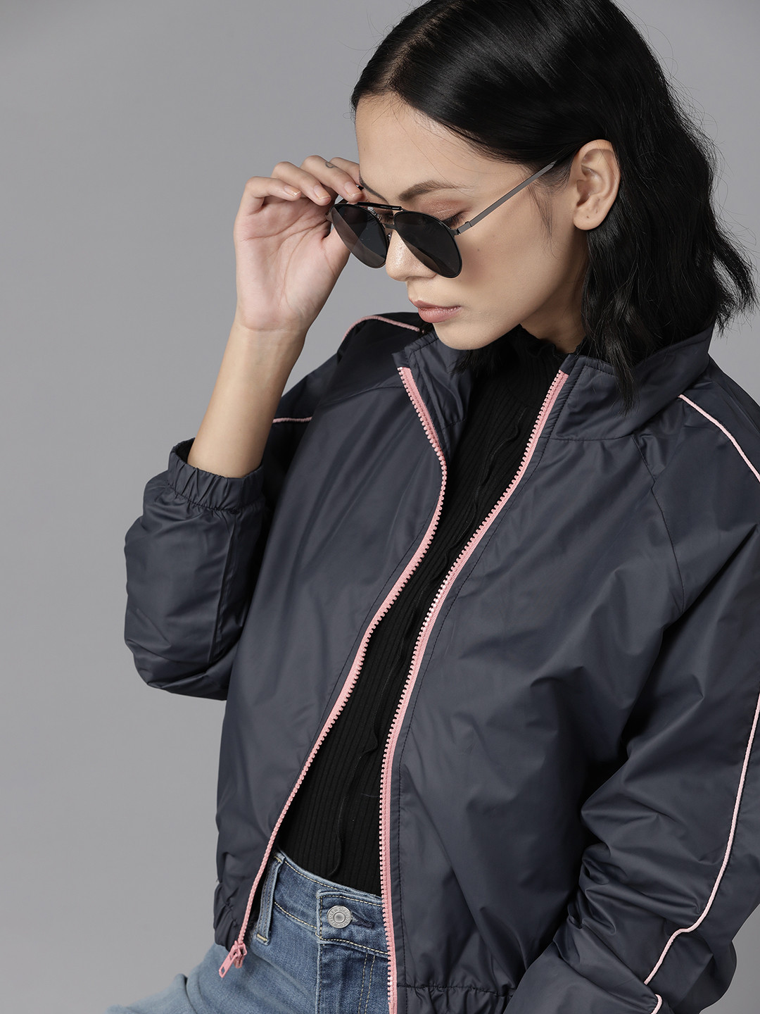 

The Roadster Lifestyle Co. Women Navy Blue Solid Tailored Jacket