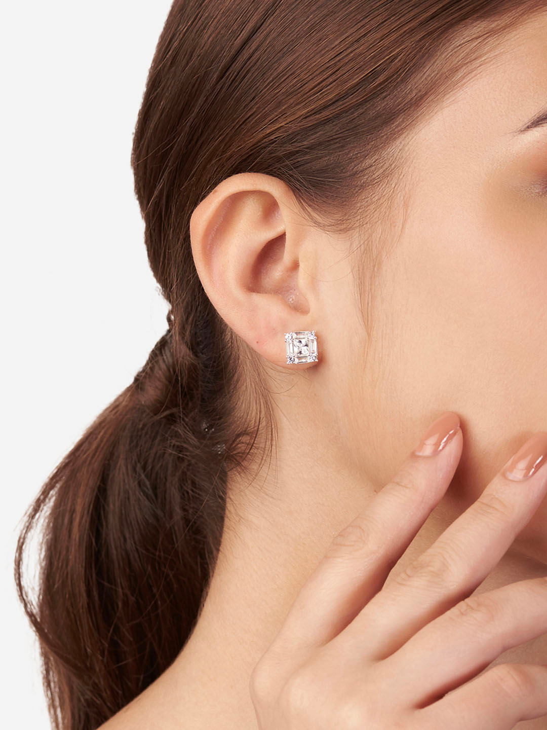 

Lilly & sparkle Silver-Toned Geometric Studs Earrings